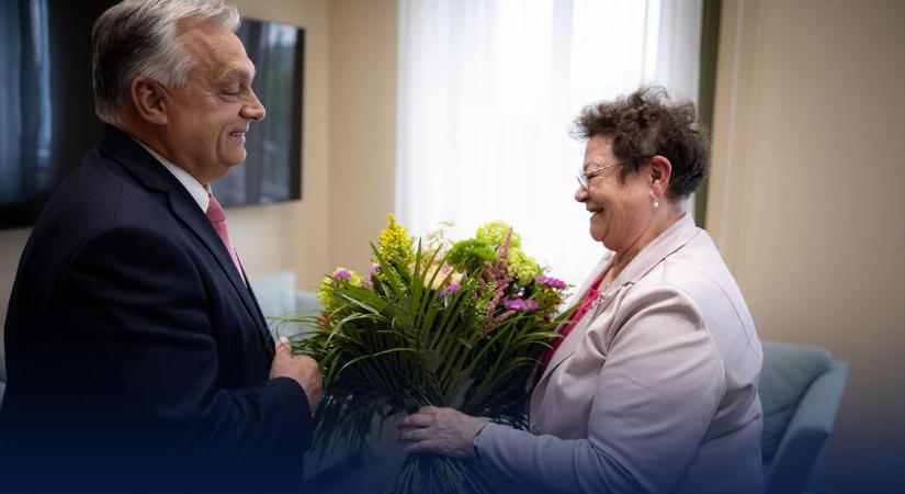 „Mindent köszönünk, Cecília!” – nyugdíjba megy Müller Cecília, Orbán Viktor személyesen búcsúzott tőle