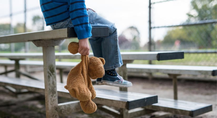 Rengeteg gyereket érinthet ez a rejtett trauma: felnőttkorban is súlyos következménye lehet