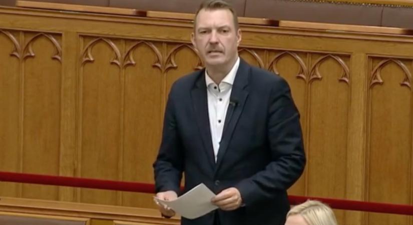 Betelt a pohár a DK-nál: Barkóczi Balázs kitálalt – nem csoda, hogy ennyien osztják