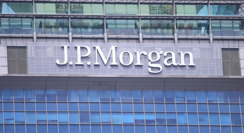 Megnyugtatta a bankrészvényeseket a JP Morgan: náluk erős növekedést hoz a harmadik negyedév