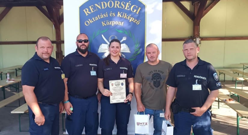 Pisztollyal is remekeltek a tolnai rendőrök