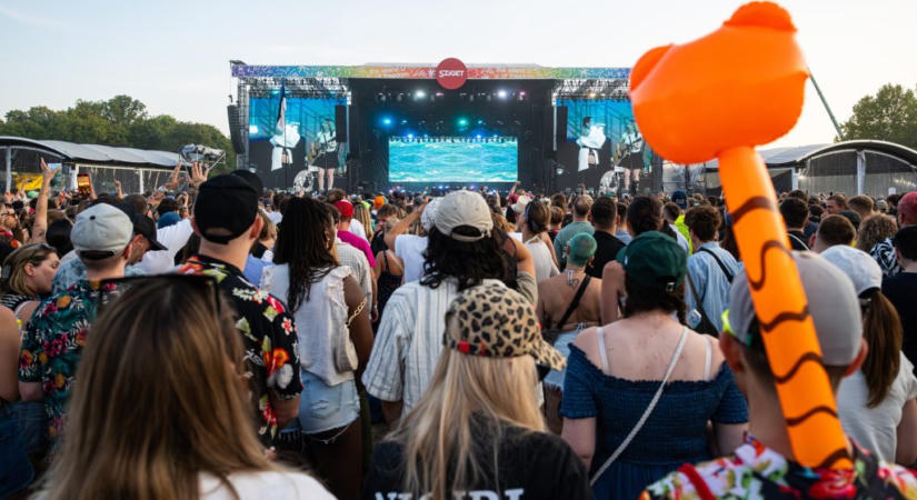 A Sziget Fesztivál szervezői idén is kaptak meghökkentő kéréseket a fellépőktől