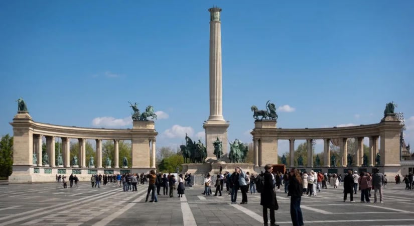 Forgalomkorlátozás lesz szombat este a Hősök tere környékén