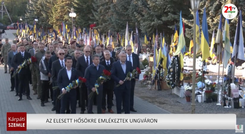 Az elesett hősökre emlékeztek Ungváron – (videó)