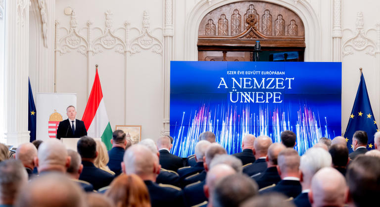 Pósfai Gábor kitüntetéseket adott át, és nagy változásokat ígért a rendvédelemben