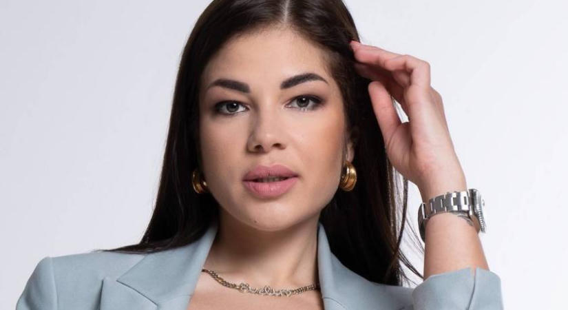 Gáspár Evelin párducmintás bikiniben pózolt a magyar luxus szállodában: már ennyire vékony