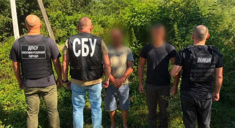 Két embercsempészt fogtak el Kárpátalján, hadköteleseket szöktettek volna át az EU-ba