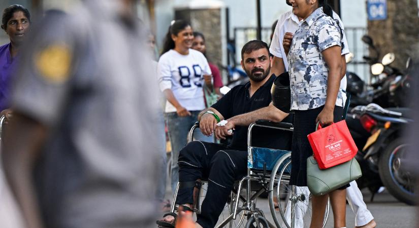 Közel 150-en eltűnhettek, miután elsüllyedt egy iráni hadihajó Srí Lanka közelében