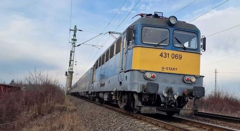 Nagy fennakadás a győri fővonalon, vasi járatokat is érint