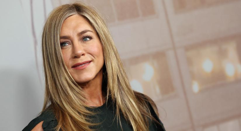 Az igen, így néz ki Jennifer Aniston titkos tetkója, amit sosem mutat meg