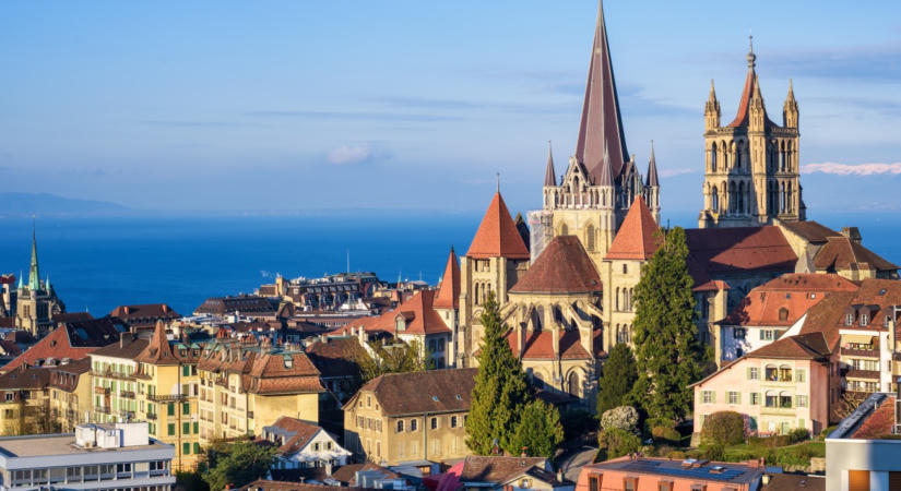 Véget ért egy álom a bankok hazájában: Svájcban immár kiváltság bankszámlát nyitni!