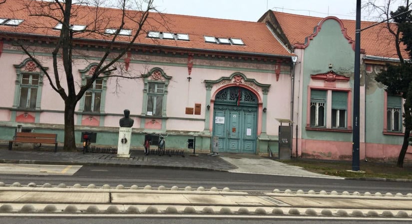 Elfelejtette visszavinni a könyvtári könyvet? Most elengedik a tartozás díját
