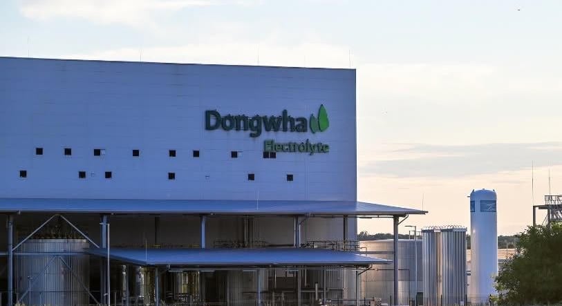 Megsemmisítették a sóskuti dél-koreai akkugyár környezethasználati engedélyét