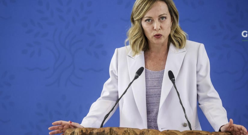 Se burka, se nikáb – súlyos szigorítások jönnek az iskolákban