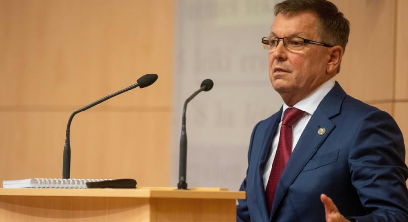 Körlettakarítás, ellenőrzött levelek – ez várhat Matolcsy Györgyre, ha letartóztatják