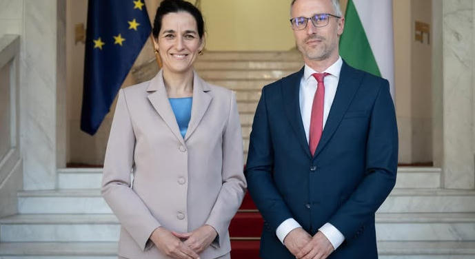 Feledy Botond veszi át a Külügyi Intézet vezetését