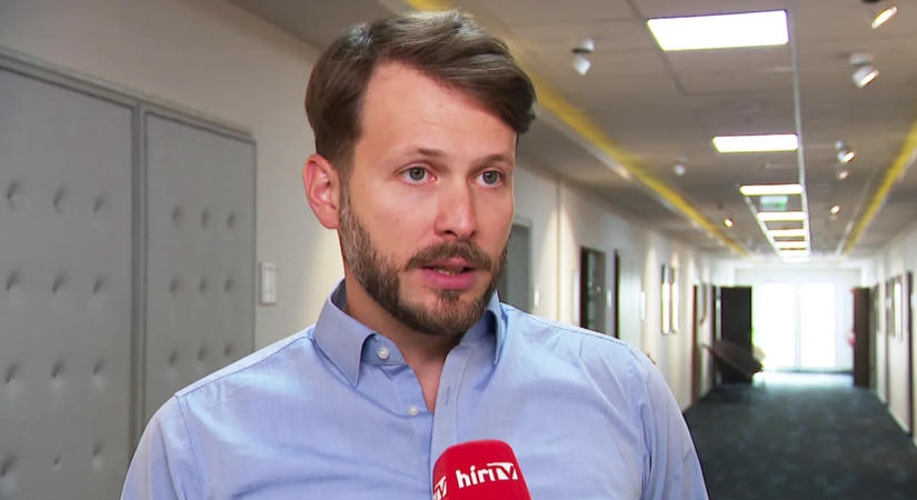 A Kossuth térre szervez békés megmozdulást a KözTér szombaton