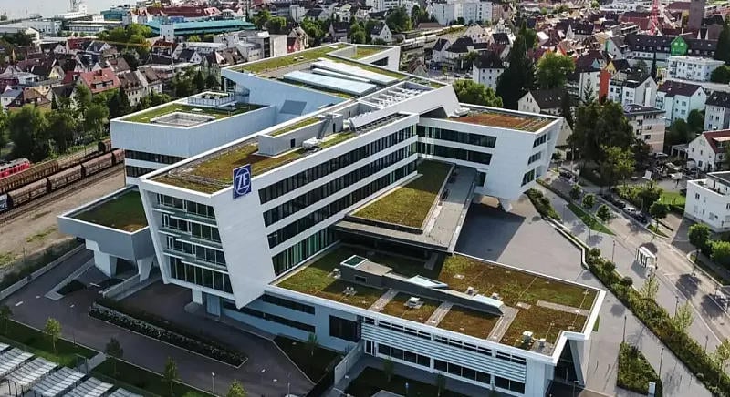 Megmaradhat a ZF vitatott pótléka, de már nem járna automatikusan