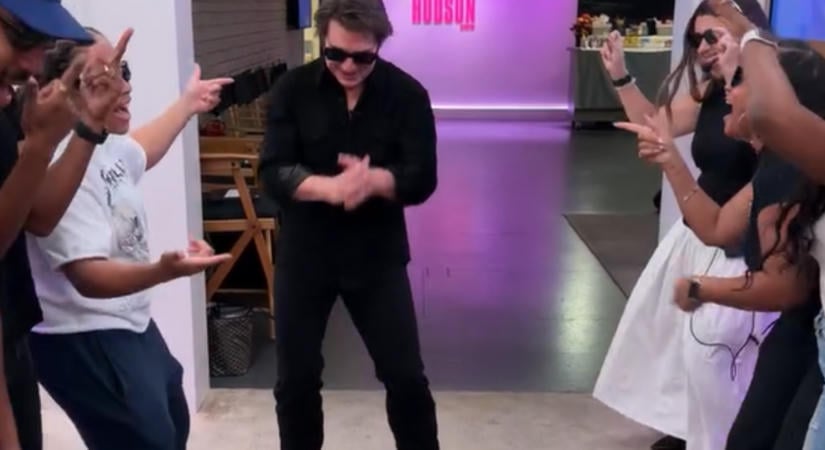 Tom Cruise újra eljárta a Kockázatos üzlet ikonikus táncát