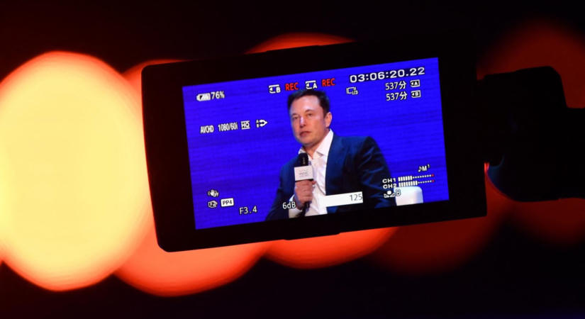 Elon Musk egy atomfegyver – így láttatja a csaknem négyórás dokumentumfilm a világ leggazdagabb emberét