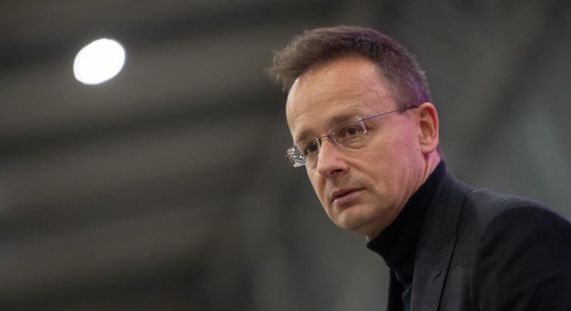 Szijjártó Péter szerint siker Magyarországnak a BYD szegedi beruházása