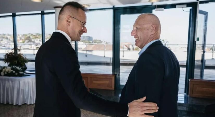 „Ez a faszi, Georg Spöttle az orosz titkosszolgálat embere”