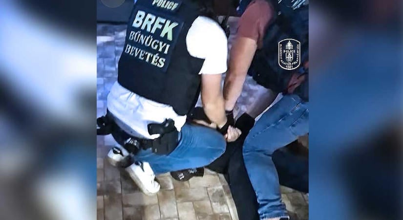 Akácfa utcai gyilkosság: Csepelen bújkáltak az elkövetők – videón az elfogásuk