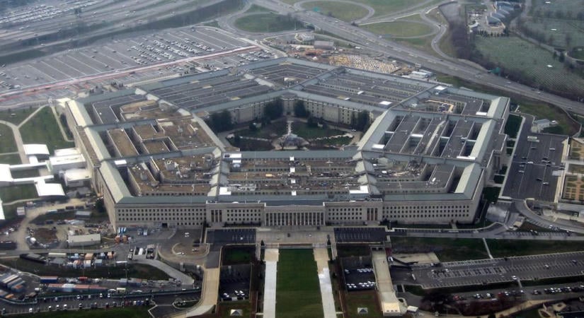 Ilyen katonai gördeszkákat vehet a Pentagon