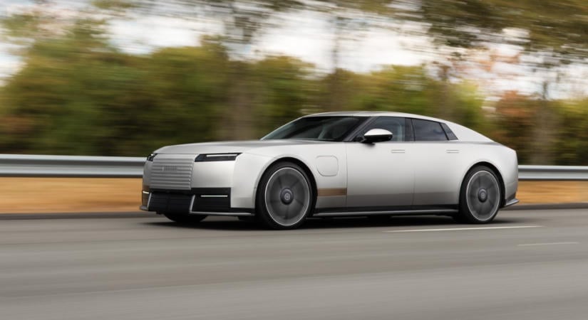 1030 lóerővel és radikális külsővel születik újjá az elektromos Jaguar