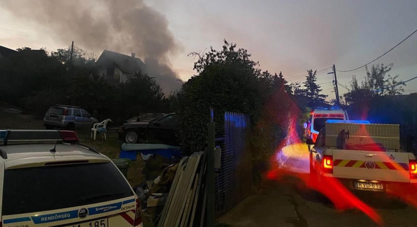Tűz ütött ki a Makár-tetőn, a szomszédok is küzdöttek a lángokkal