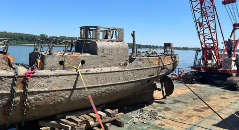 A német flotta 21 hajóját emelik ki a Dunából