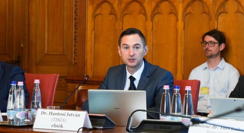 Hét pályázót hallgatnak meg a Médaitanács élére jelentkezők közül szerdán