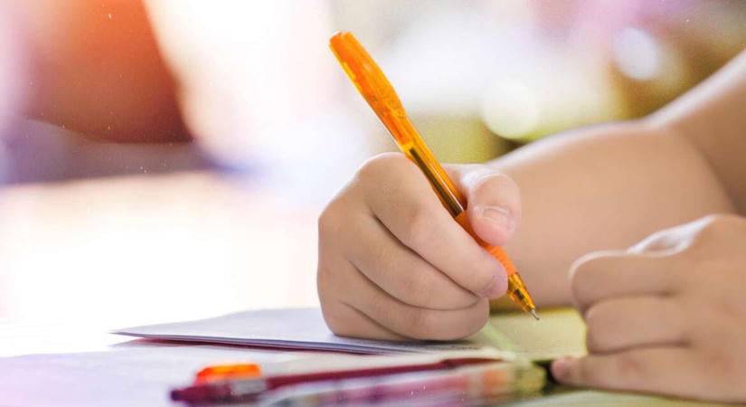 Szia, Tanárnő! a PISA-eredményekről: Nem a „gyerekanyag romlik”, a rendszer gyerekképe elhibázott