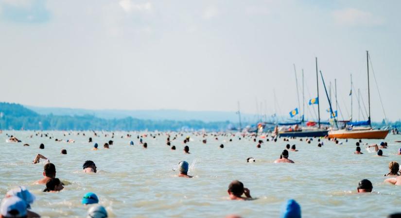 Mégsem lesz a hétvégén Balaton átúszás