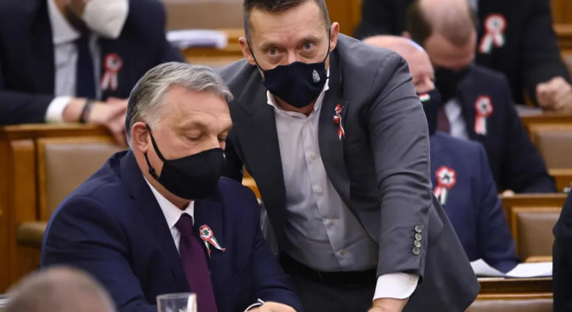 Jogsértő volt Rogánék vakcinainfós propagandája