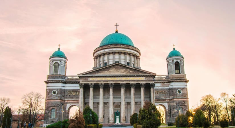 Kvíz: Megmondod egy fotó alapján, melyik híres magyar épület van rajta?