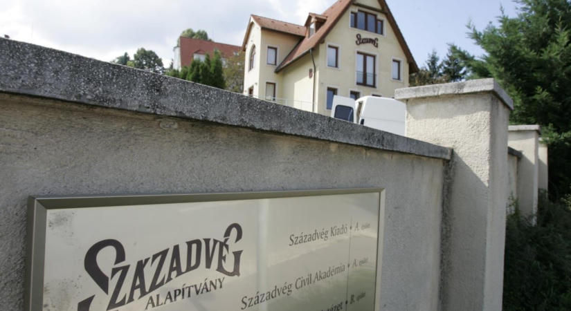 Századvég-akták – nyilvánosságra hozták az Orbán-rendszer titkos kormányhatározatainak első csomagját