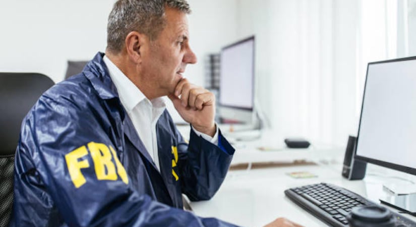 Az FBI jelzése alapján fogtak el a Készenléti Rendőrök egy 16 éves győri fiút, terrorcselekménnyel fenyegetés miatt