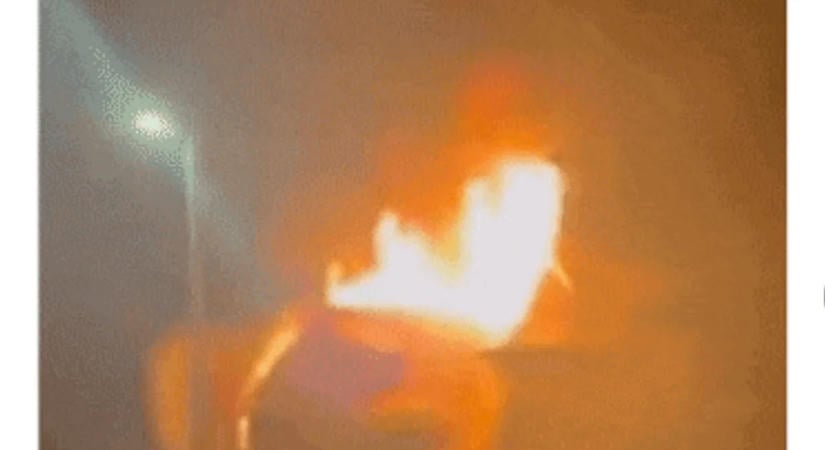 Órák óta lángol egy szálloda a népszerű síközpontban – videó