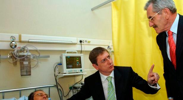 Dömötör Csaba: A baloldal 650 milliárd forintot vont ki az egészségügyből - videó