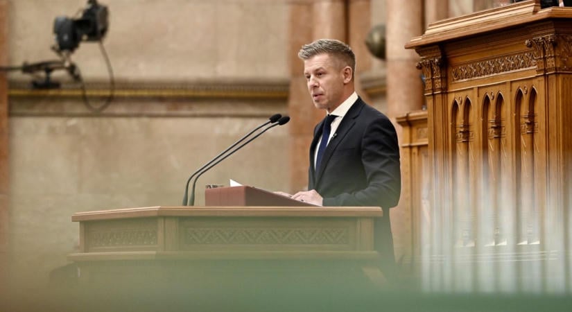 Szja-csökkentés, dupla családi pótlék, vagyonadó és a Ne Lopj! – Itt vannak a jövő évi költségvetés tervei