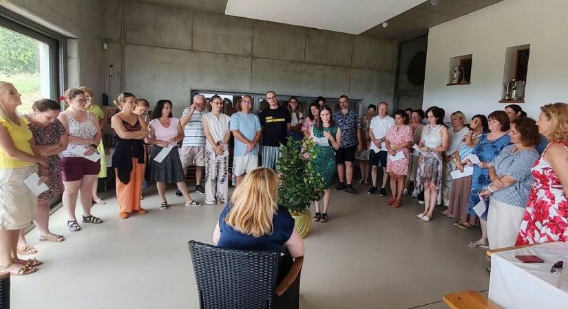 Kurcsics Rafaellától búcsúzik a Baksa, nyugdíjba megy a tanárnő