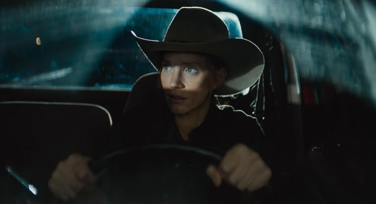 Jessica Chastain elrabolt unokahúgának nyomába ered a Heartland akciódús előzetesében, de a film magyar címét inkább megtartjuk magunknak
