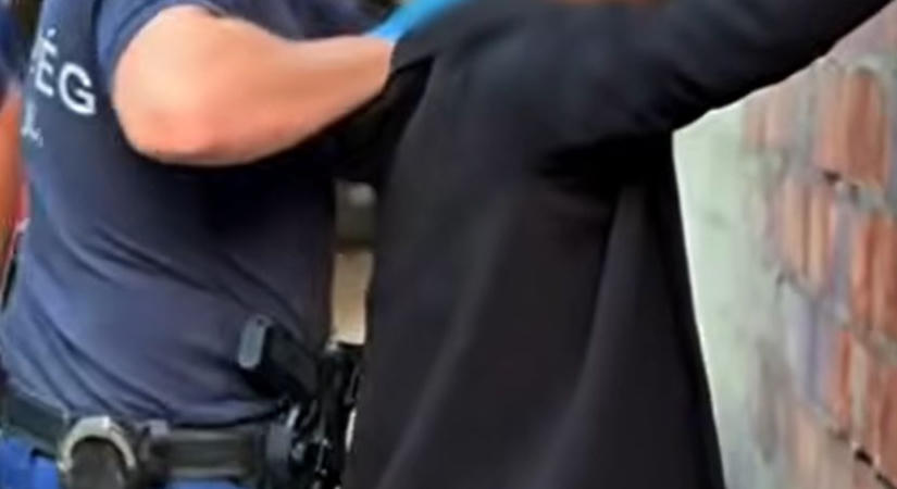 Rendőrök csaptak le Vámospércsen és Hajdúhadházon