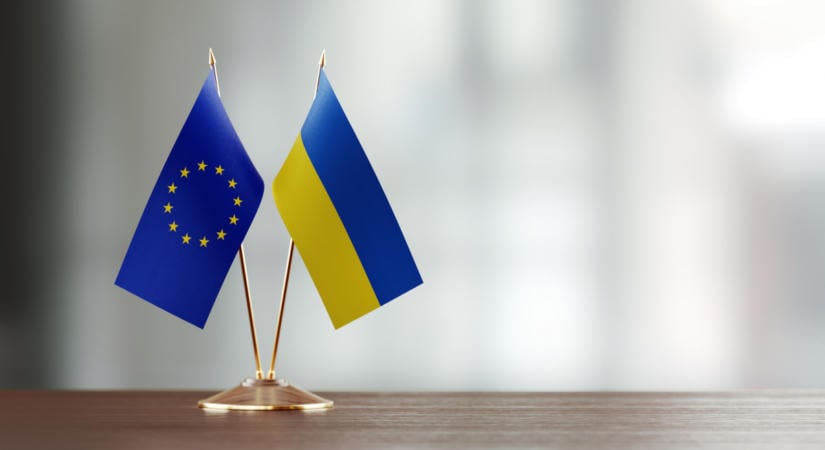 Jóváhagyta az EU: újabb euró-milliárdokat kaphat Ukrajna