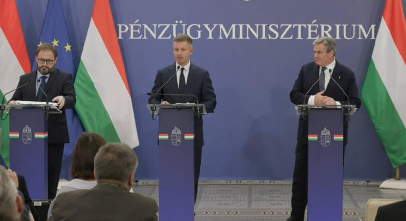 Bejelentésekkel érkezett Magyar Péter – frissülő cikk