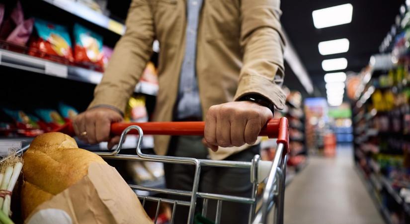 Problémát találtak a felkapott italkülönlegességnél - azonnal visszahívták a boltok polcairól