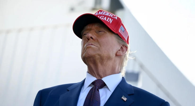 Trump újra nekiment az amerikai állampolgársági szabályoknak