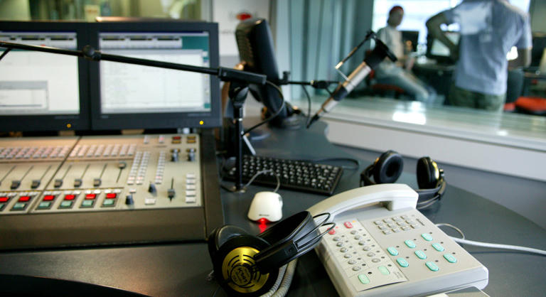 A NER egykori főkommunikátorának bizalmasa került a Manna FM élére
