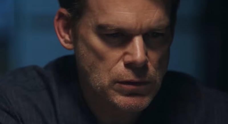 Minden eddiginél rosszabbul áll a szénája – új előzetest kapott a Dexter: Feltámadás 2. évada